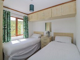 Three Views Lodge