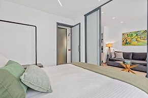 Athens Theatrou Apartments