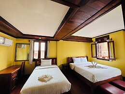 Villa Phonethip Mekong Riverside