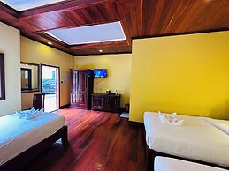 Villa Phonethip Mekong Riverside