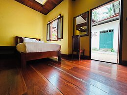 Villa Phonethip Mekong Riverside