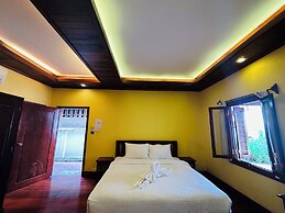 Villa Phonethip Mekong Riverside