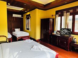 Villa Phonethip Mekong Riverside