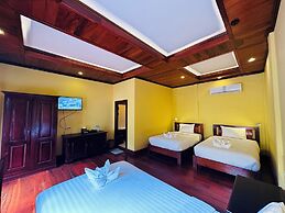 Villa Phonethip Mekong Riverside