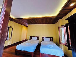 Villa Phonethip Mekong Riverside