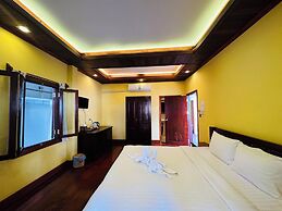 Villa Phonethip Mekong Riverside