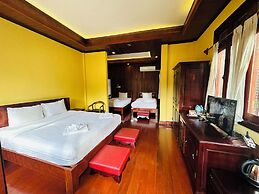 Villa Phonethip Mekong Riverside