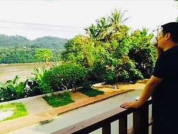 Villa Phonethip Mekong Riverside