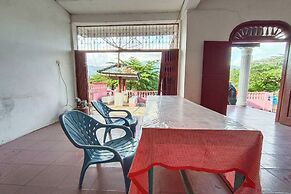 Hotel O Penginapan & Villa Sirait