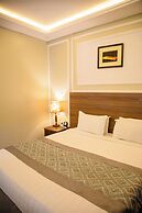 Green Side Hotel
