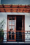 Green Side Hotel