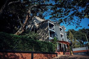 Green Side Hotel