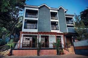 Green Side Hotel