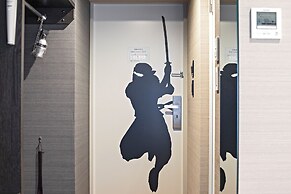 HOTEL NINJA BLACK