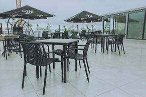 Royal Medis Hotel