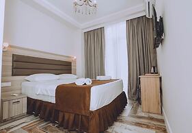 Royal Medis Hotel