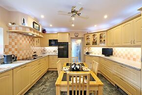 The Jays Guest House