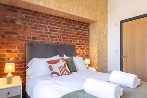 Kings Building- 2 Bed & Bathroom Flats