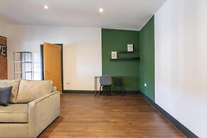 Kings Building- 2 Bed & Bathroom Flats