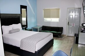 653 Hotel