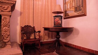 La Mansión Hotel