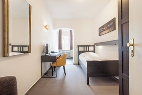 Union Hotel by TM
