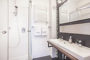 Union Hotel by TM