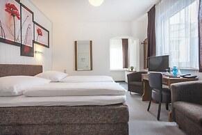 Union Hotel by TM