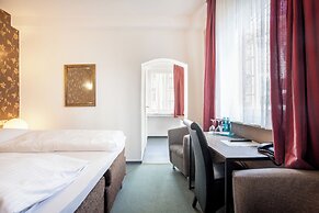 Union Hotel by TM