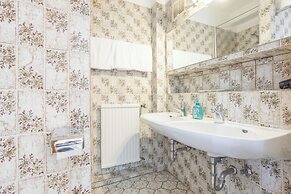 Union Hotel by TM