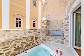 The Nestorian Syros