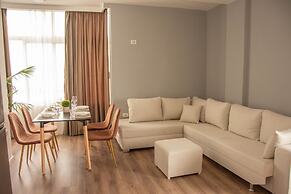 Wave Beachfront Apartments