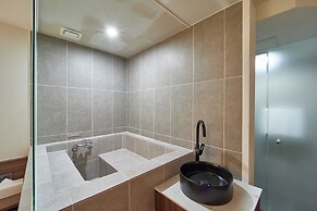Anook Hotel Busan Nampo