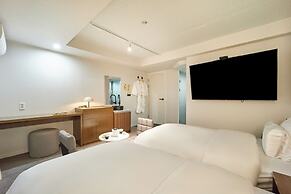 Anook Hotel Busan Nampo