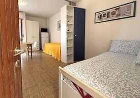 Nice Studio With Side sea View