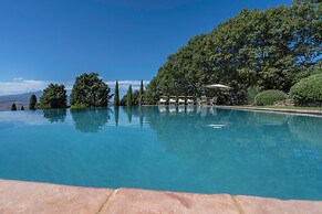 Orcia Panoramic View With Pool