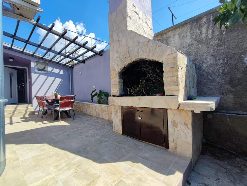 Marijano Dvosobni Apartman s Vrtom