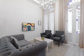 Fresh Velazquez Apartments
