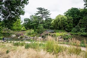 Crystal Palace Residence I