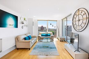 Panoramic London: 3-Bed City Oasis