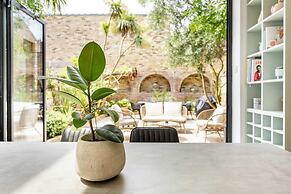 Gorgeous Garden Townhouse