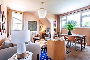 Stylish Cosy Apartment