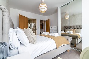 Gorgeous Wembley Flat