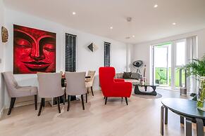 Gorgeous Wembley Flat