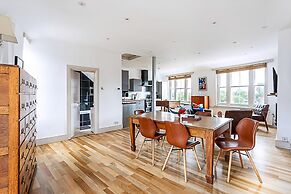 Contemporary Open Plan Penthouse