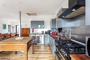 Contemporary Open Plan Penthouse
