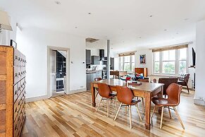 Contemporary Open Plan Penthouse