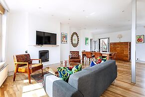 Contemporary Open Plan Penthouse