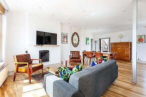 Contemporary Open Plan Penthouse