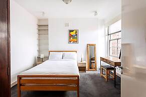 Contemporary Open Plan Penthouse